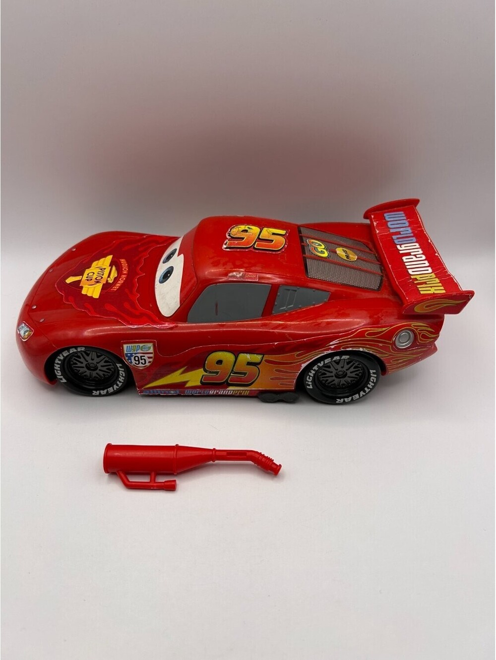 Mattel Lightning McQueen V9859 toy race car Red rear spoiler speaker grill on